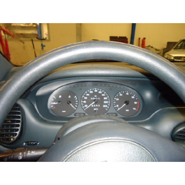Cockpit Renault Megane (BA/SA) (1996 - 1999) Hatchback 1.6i ,Easy (K7M-703)