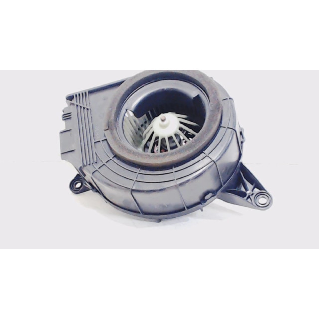 Kachel ventilator motor Mercedes-Benz Vito (639.7) (2006 - 2010) Bus 2.2 109 CDI 16V (OM646.980)