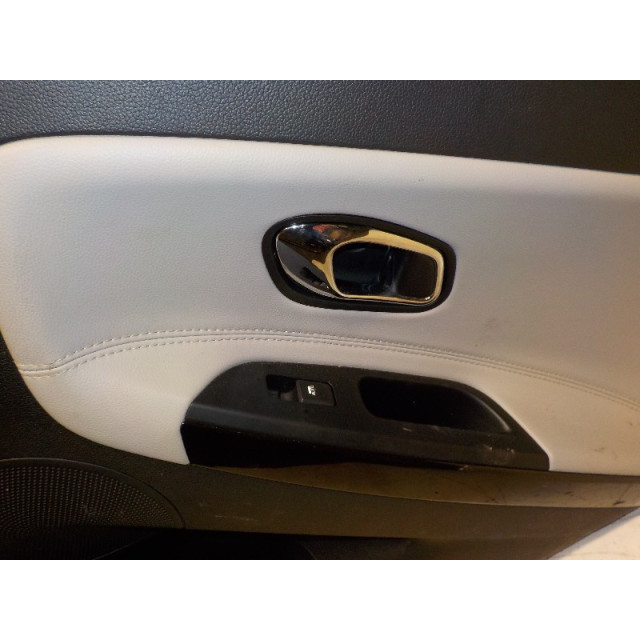 Interieur Kia Cee'd Sportswagon (JDC5) (2012 - 2018) Combi 1.6 CRDi 16V VGT (D4FB)