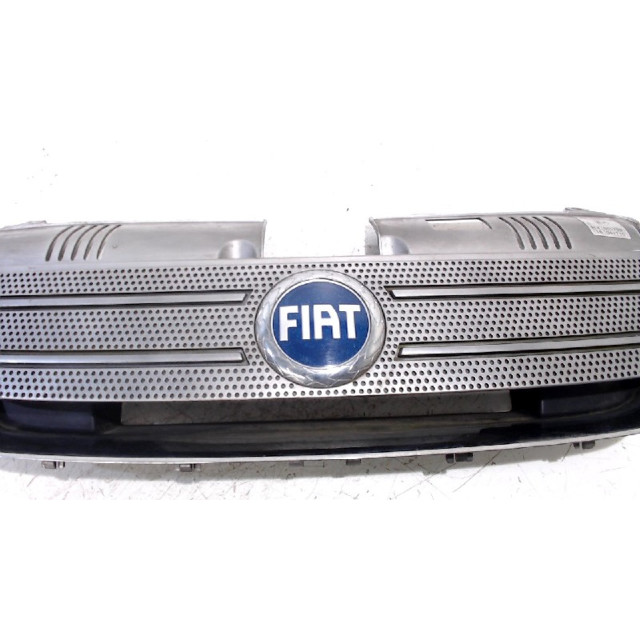 Grille Fiat Idea (350AX) (2004 - 2012) MPV 1.4 16V (843.A.1000)