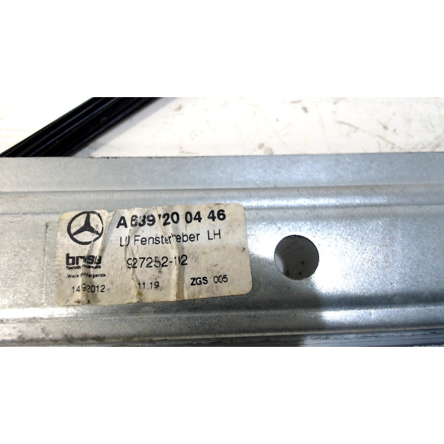 Raammechaniek elektrisch links voor Mercedes-Benz-Benz Vito (639.6) (2010 - heden) Van 3.0 122 CDI V6 24V (OM642.890)