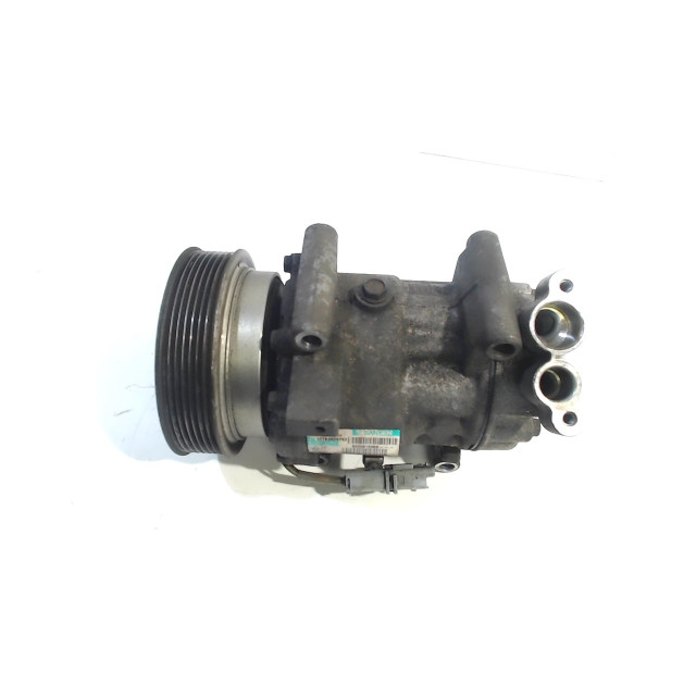 Airco pomp Renault Clio III (BR/CR) (2007 - 2014) Hatchback 1.2 16V TCe 100 (D4F-784(D4F-H7))