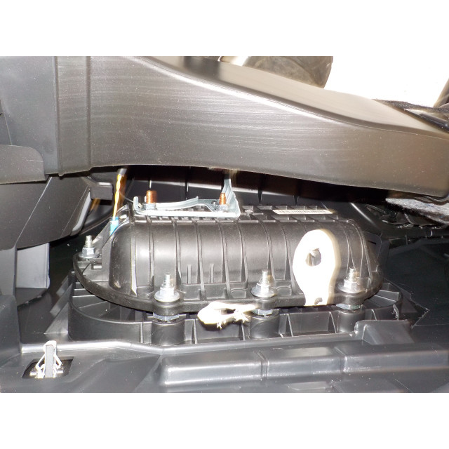 Airbag set Peugeot 308 (L3/L8/LB/LH/LP) (2013 - 2021) Hatchback 5-drs 1.6 BlueHDi 120 (DV6FC(BHZ))