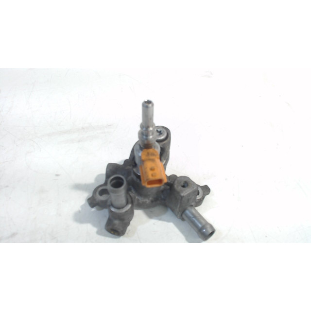 Adblue injector Renault Master IV (MA/MB/MC/MD/MH/MF/MG/MH) (2010 - 2014) Van 2.3 dCi 16V (M9T-B6)