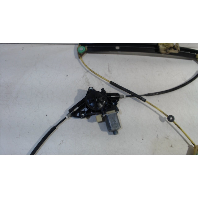 Raammechaniek elektrisch rechts voor Skoda Octavia Combi (5EAC) (2014 - 2020) Combi 5-drs 1.4 TSI 16V (CZDA(Euro 6))