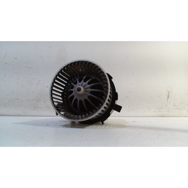Kachel ventilator motor Audi S5 (8T3) (2007 - 2011) Coupé 4.2 V8 40V (CAUA(Euro 5))