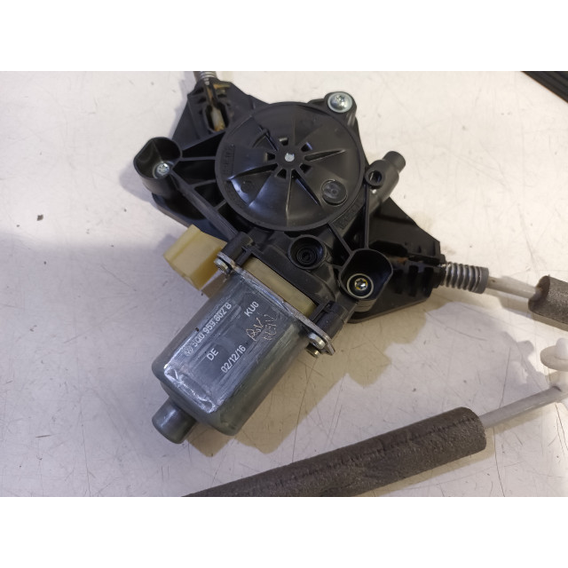 Raammechaniek elektrisch rechts voor Skoda Superb (3V3) (2015 - heden) Hatchback 2.0 TDI (DFCA)