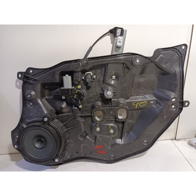 Raammechaniek elektrisch rechts voor Mazda 2 (DJ/DL) (2014 - 2017) Hatchback 1.5 SkyActiv-G 90 (P5Y8)