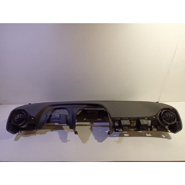 Dashboard Toyota Aygo (B40) (2014 - 2018) Hatchback 1.0 12V VVT-i (1KR-FE)