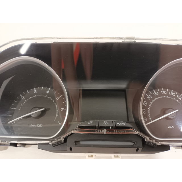 Cockpit Peugeot 208 I (CA/CC/CK/CL) (2012 - 2019) Hatchback 1.6 Vti 16V (EP6C(5FS))