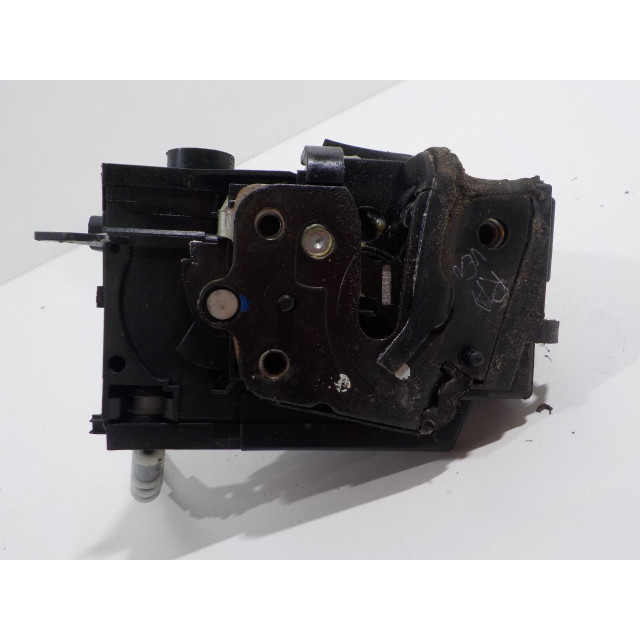 Slot mechaniek portier elektrisch centrale vergrendeling rechts achter Peugeot 308 SW (L4/L9/LC/LJ/LR) (2014 - 2021) Combi 5-drs 1.6 BlueHDi 120 (DV6FC(BHZ))