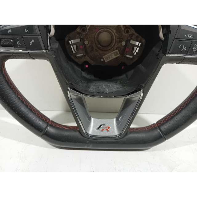 Stuur Seat Leon (5FB) (2014 - heden) Hatchback 5-drs 1.4 TSI ACT 16V (CZEA)