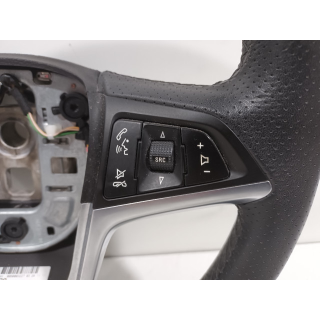 Stuur Opel Astra J GTC (PD2/PF2) (2011 - 2018) Hatchback 3-drs 1.4 Turbo 16V ecoFLEX 140 (A14NET(Euro 5))