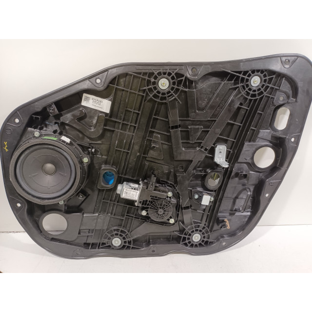 Raammechaniek elektrisch rechts voor Kia Niro I (DE) (2016 - 2022) SUV 1.6 GDI Hybrid (G4LE)
