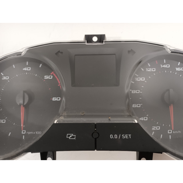 Cockpit Seat Ibiza ST (6J8) (2010 - 2015) Combi 1.2 TDI Ecomotive (CFWA)