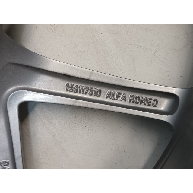 Velg Alfa Romeo Stelvio (949) (2016 - heden) SUV 2.0 T 16V Veloce Q4 (55273835)