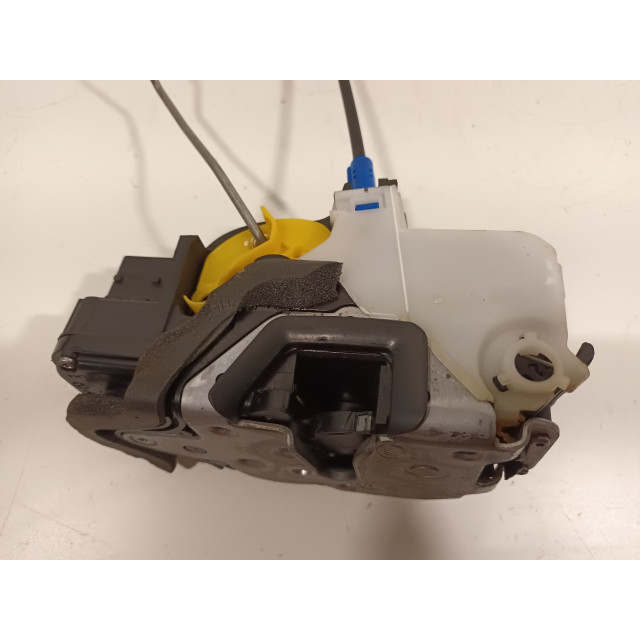 Slot mechaniek portier elektrisch centrale vergrendeling links voor Opel Astra J Sports Tourer (PD8/PE8/PF8) (2014 - 2015) Combi 1.6 CDTI 16V (B16DTL(Euro 6))