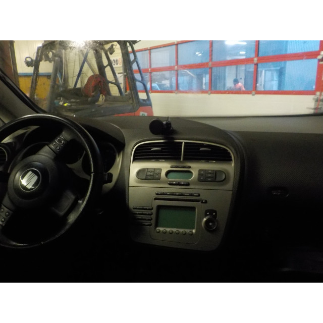 Motor Seat Altea (5P1) (2004 - 2009) MPV 2.0 FSI 16V (BLR)