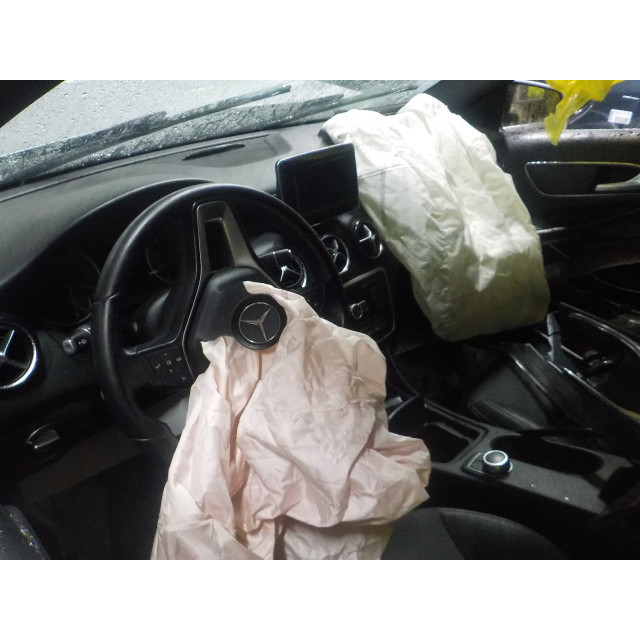 Gordijn airbag links Mercedes-Benz A (W176) (2012 - 2018) Hatchback 1.6 A-180 16V (M270.910)