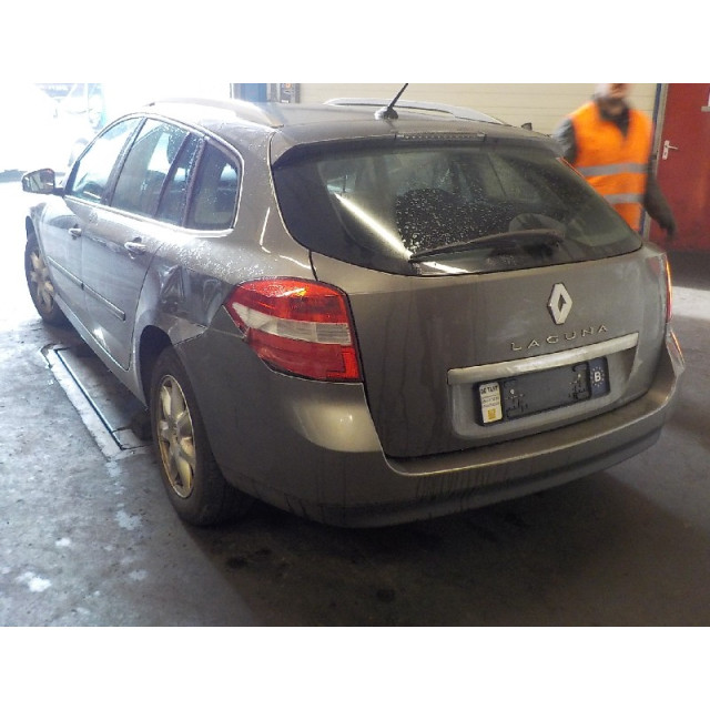 Dashboardkastje Renault Laguna III Estate (KT) (2007 - 2015) Combi 5-drs 2.0 dCi 16V 130 (M9R-744)
