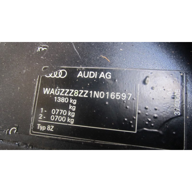 Remklauw rechts voor Audi A2 (8Z0) (2000 - 2005) Hatchback 1.4 16V (AUA)