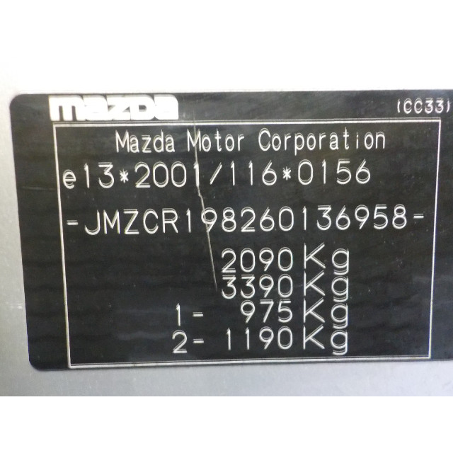 Wielnaaf rechts voor Mazda 5 (CR19) (2005 - 2010) MPV 1.8i 16V (L823)