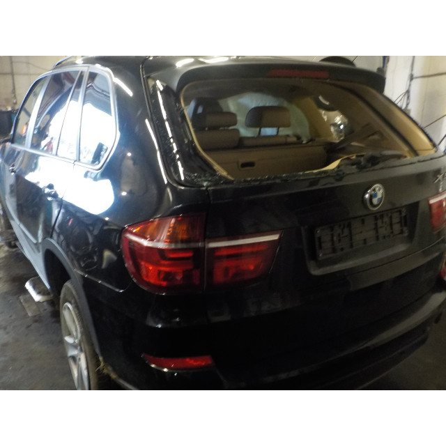 Motorsteun zijkant BMW X5 (E70) (2010 - 2013) SUV xDrive 35d 3.0 24V (N57-D30A)