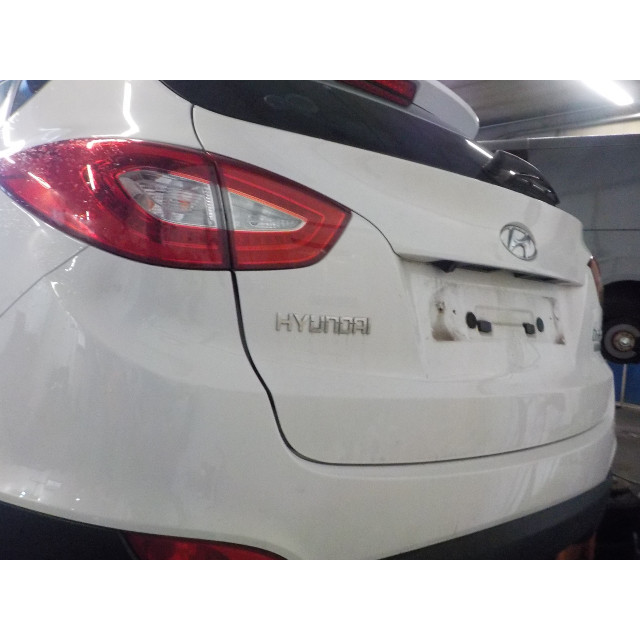 Spiegel buiten links elektrisch Hyundai iX35 (LM) (2010 - 2015) SUV 1.7 CRDi 16V (D4FD)