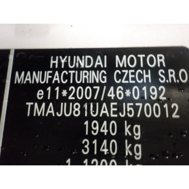 Grille Hyundai iX35 (LM) (2010 - 2015) SUV 1.7 CRDi 16V (D4FD)