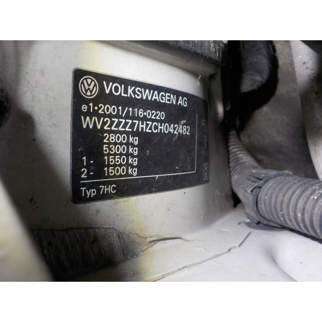 Aandrijfas links voor Volkswagen Transporter T5 (2009 - 2015) Van 2.0 TDI DRF (CCHA)
