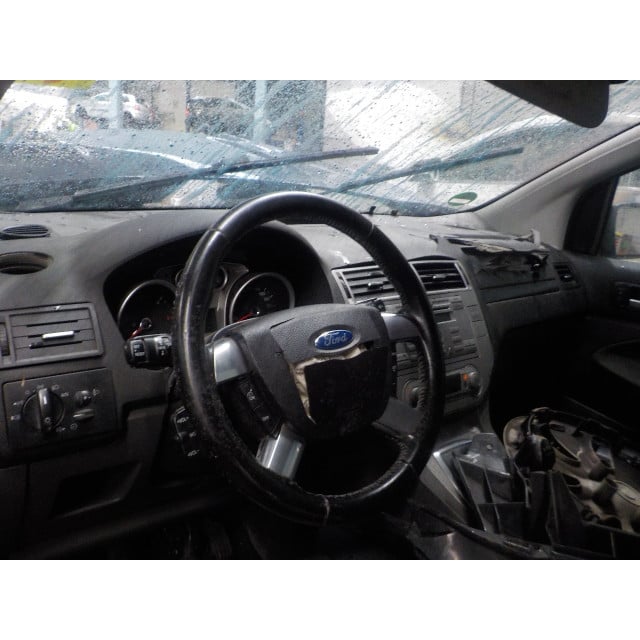 Remklauw links achter Ford Kuga I (2008 - 2012) SUV 2.0 TDCi 16V (G6DG)
