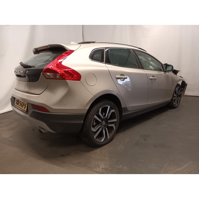 Volvo V40 Cross Country 1.5 T3 Nordic+ - Front Schade - Airbags Defect
