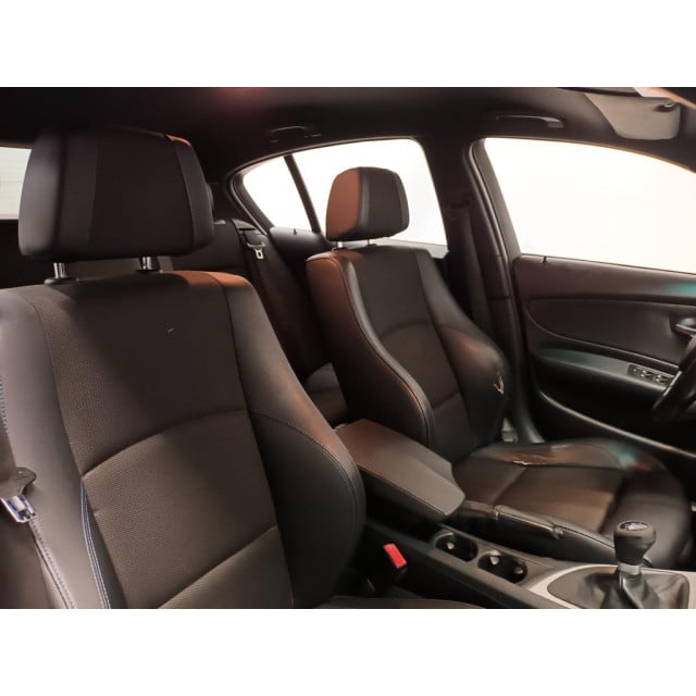 BMW 1-serie 116i High Executive - Motor Niet 100%