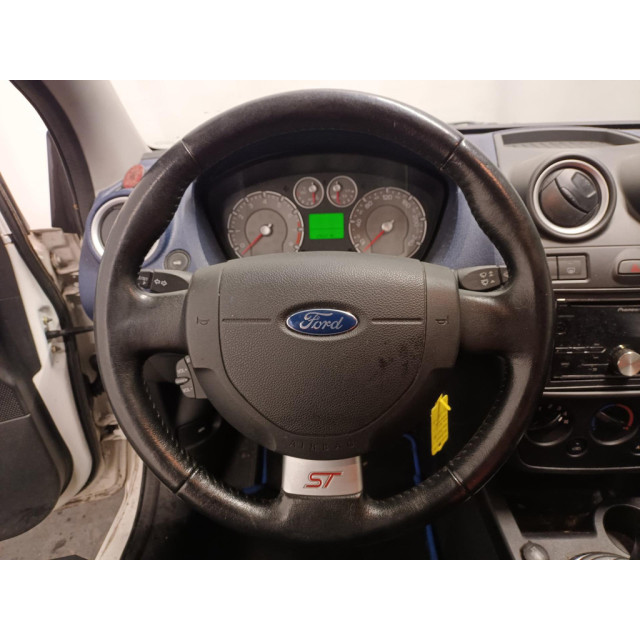 Ford Fiesta 2.0-16V ST - Verbruikt Olie