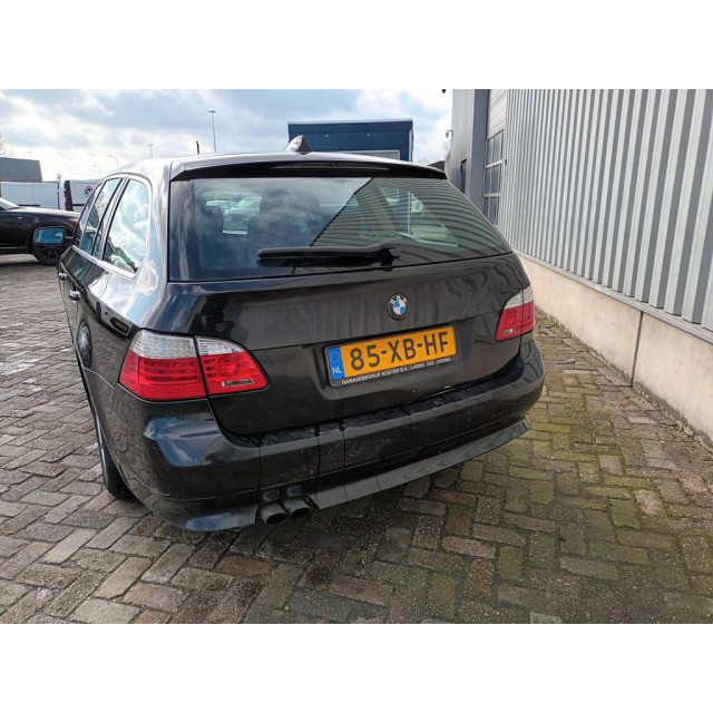 BMW 5-serie Touring 523i Business Line - Start Niet