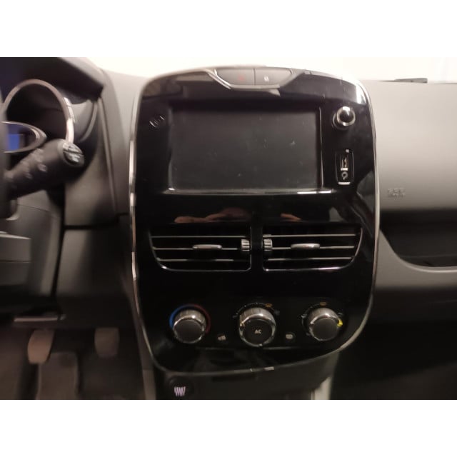 Renault Clio 0.9 TCe ECO Collection - Airco - Navi - Trekhaak