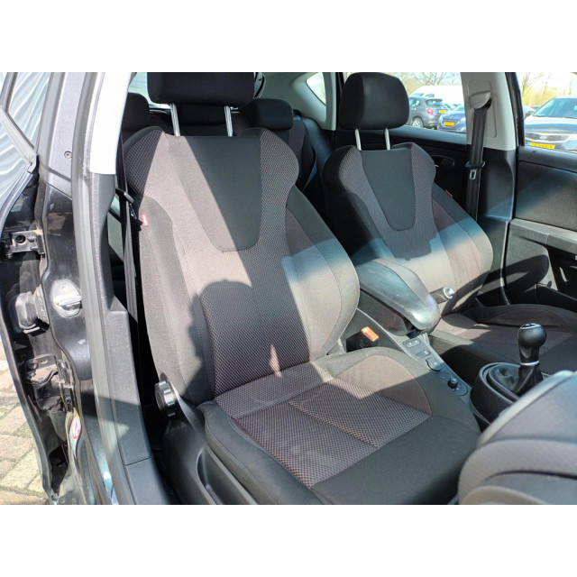 Seat Leon 1.4 TSI Active Style - Start Niet