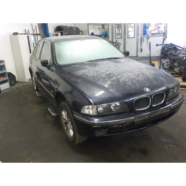 BMW 5 serie (E39)