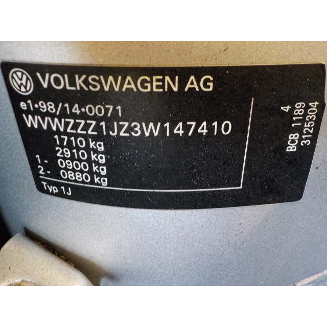 Stuurbekrachtiging pomp motor Volkswagen Golf IV (1J1) (2000 - 2005) Hatchback 1.6 16V (BCB)