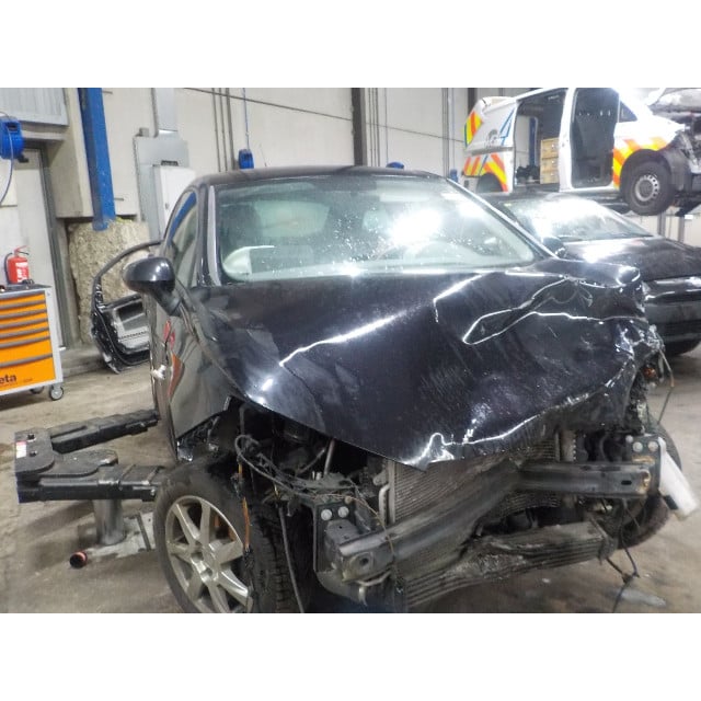 Raammechaniek elektrisch rechts voor Seat Ibiza IV (6J5) (2010 - 2015) Hatchback 5-drs 1.2 TDI Ecomotive (CFWA)