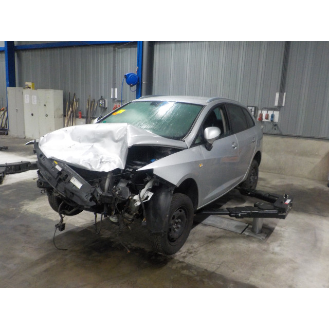 Ruitenwisser mechaniek voor Seat Ibiza ST (6J8) (2012 - 2015) Combi 1.2 TSI (CBZA)