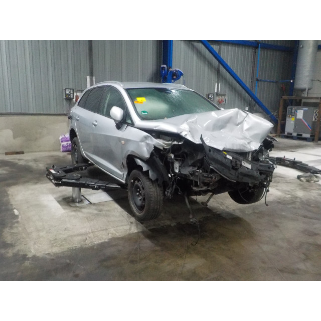Raammechaniek elektrisch rechts voor Seat Ibiza ST (6J8) (2012 - 2015) Combi 1.2 TSI (CBZA)