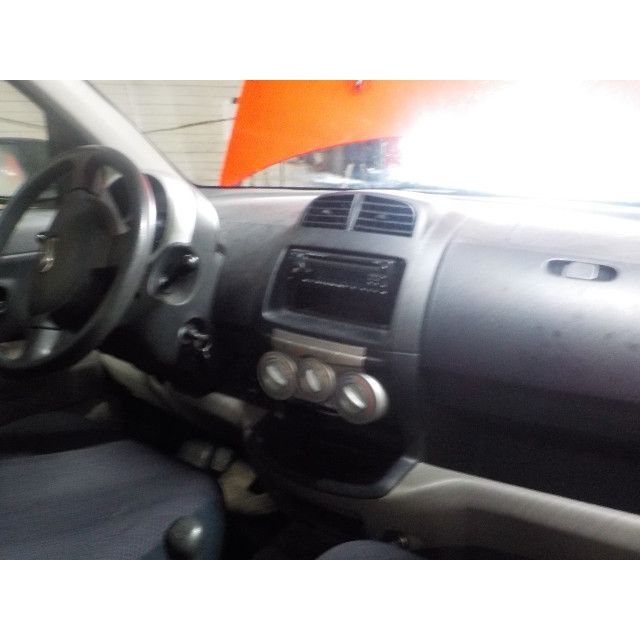 Versnellingsbak schakel Daihatsu Sirion 2 (M3) (2005 - 2013) Hatchback 1.0 12V DVVT (1KR-FE)