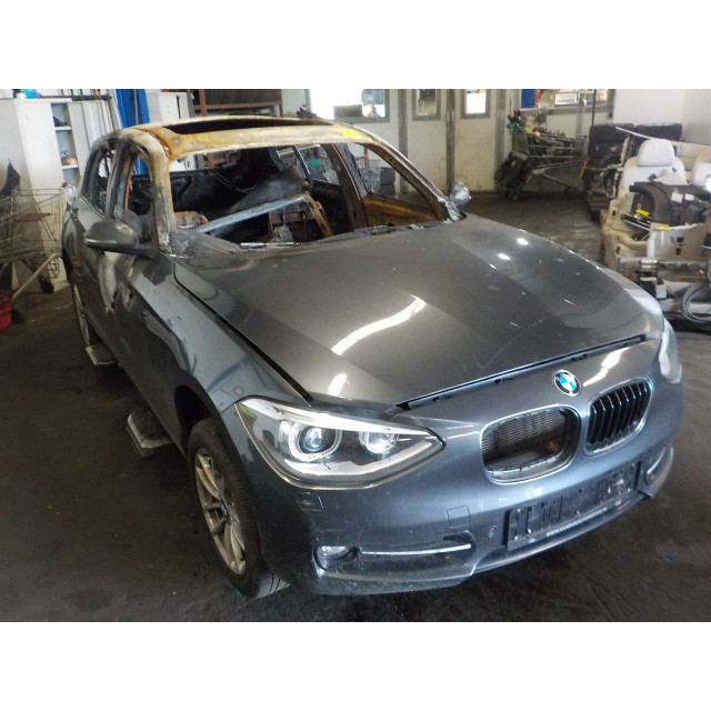 Veerpoot links voor BMW 1 serie (F20) (2011 - 2015) Hatchback 5-drs 116i 1.6 16V (N13-B16A)
