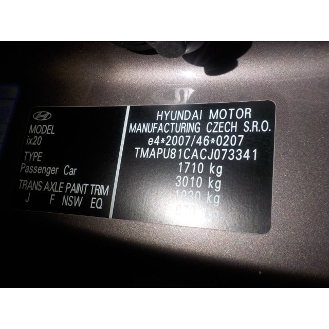 Cockpit Hyundai iX20 (JC) (2010 - 2019) SUV 1.4i 16V (G4FA)