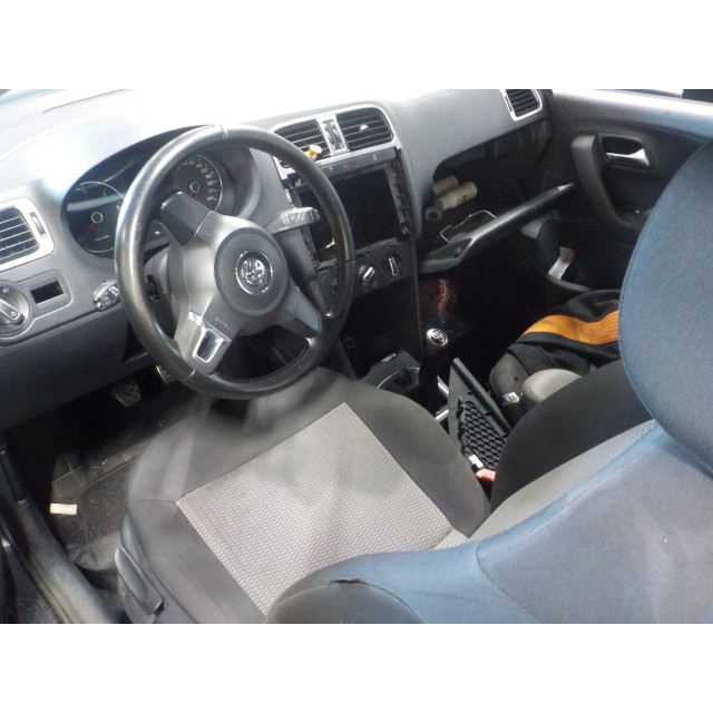 Lichtschakelaar Volkswagen Polo V (6R) (2009 - 2014) Hatchback 1.2 TDI 12V BlueMotion (CFWA(Euro 5))