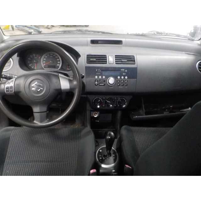 Veerpoot rechts voor Suzuki Swift (ZA/ZC/ZD1/2/3/9) (2005 - 2010) Hatchback 1.3 VVT 16V (M13A VVT)