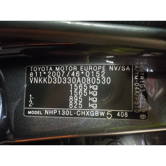 Slot mechaniek portier elektrisch centrale vergrendeling links voor Toyota Yaris III (P13) (2012 - 2020) Hatchback 1.5 16V Hybrid (1NZ-FXE)