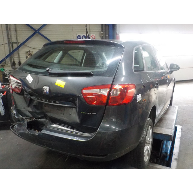 Bumper voor Seat Ibiza ST (6J8) (2010 - 2015) Combi 1.2 TDI Ecomotive (CFWA)