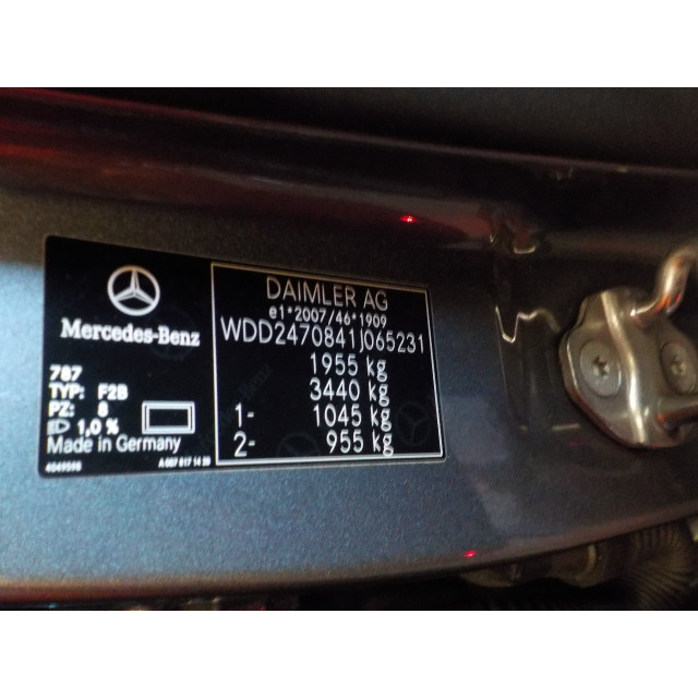 Kenteken verlichting Mercedes-Benz B (W247) (2018 - 2025) Hatchback 1.3 B-180 Turbo 16V (M282.914)